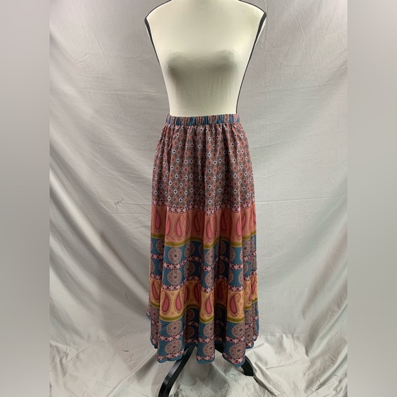 Boho Printed Western Midi Skirt With Belt - Picture 6 of 6